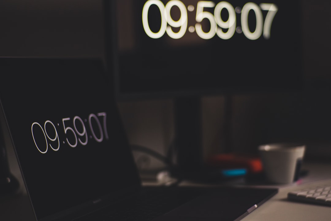 Ransom note on computer screen with countdown timer